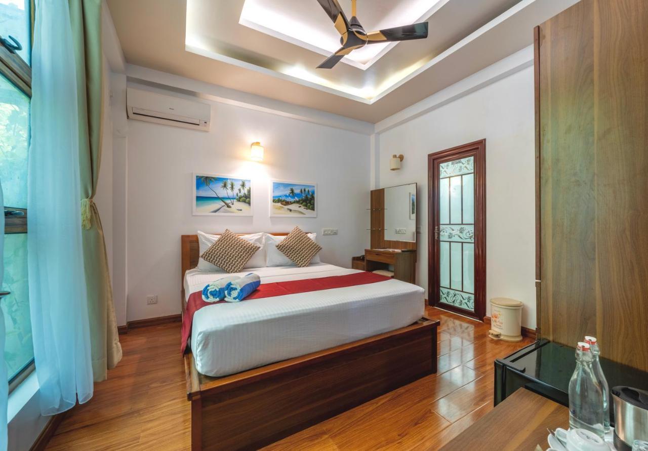 Ocean Lilly Inn Hangnaameedhoo Extérieur photo