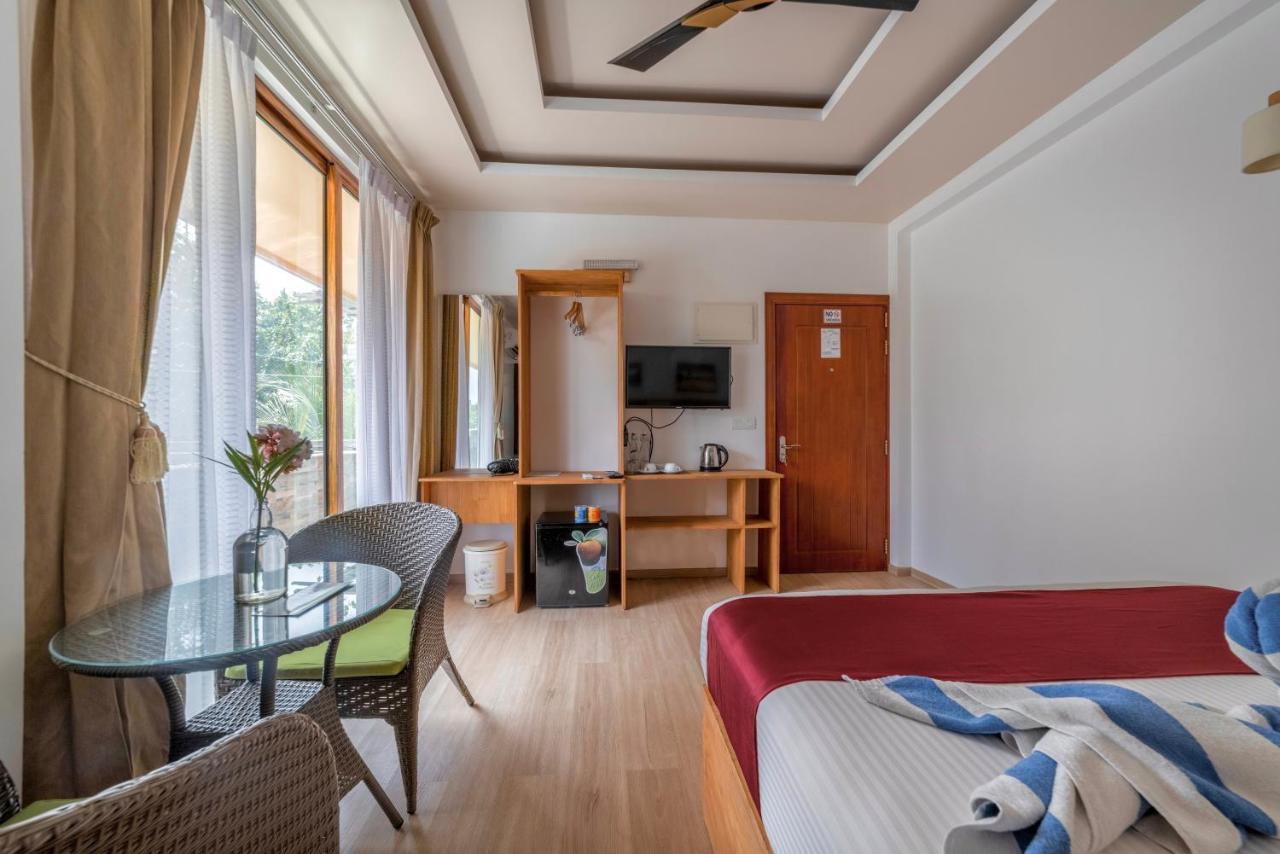 Ocean Lilly Inn Hangnaameedhoo Extérieur photo